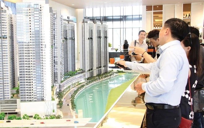 Nhà đầu tư F0 “hồ hởi” bắt sóng thị trường bất động sản