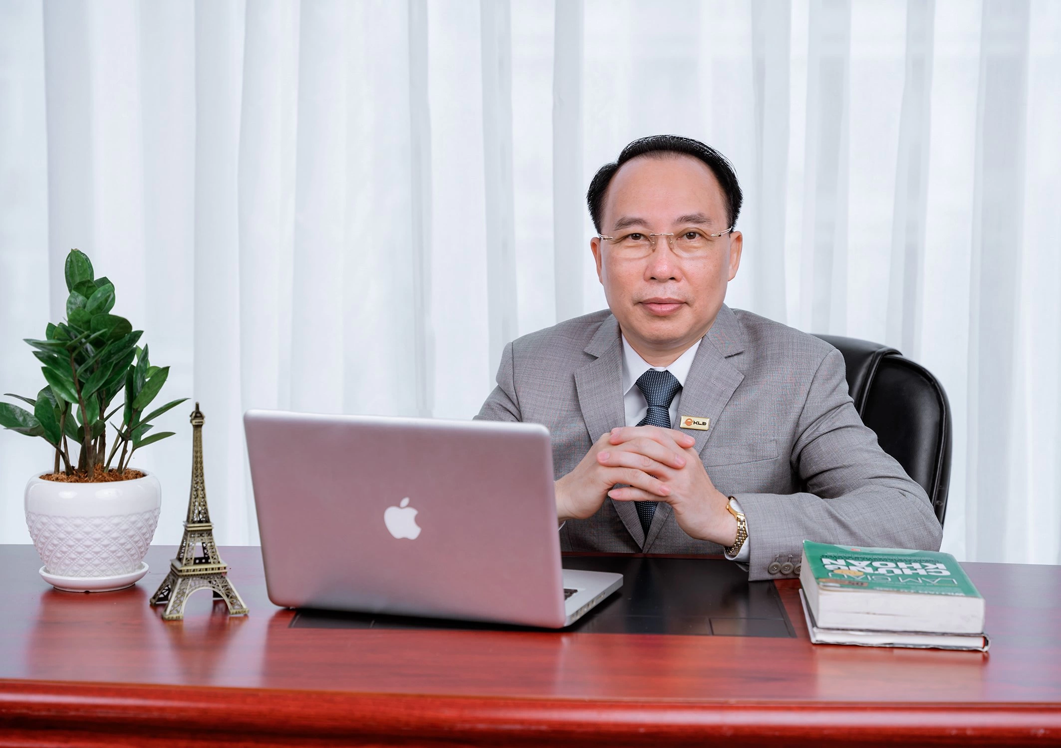 Về chúng tôi