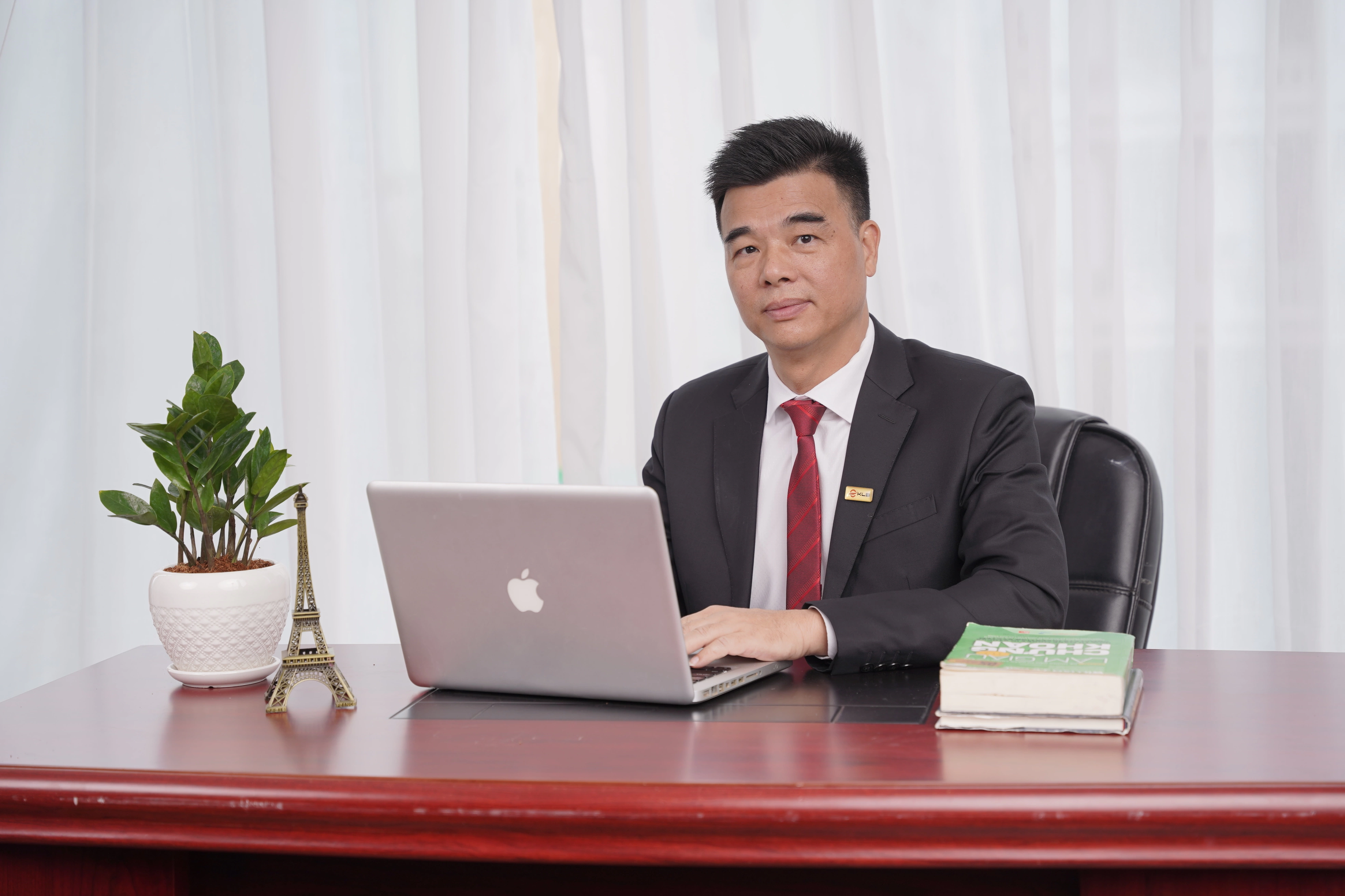 Về chúng tôi